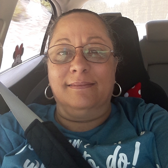 Meet your Posher, Kimberly - Picture 1 of 1